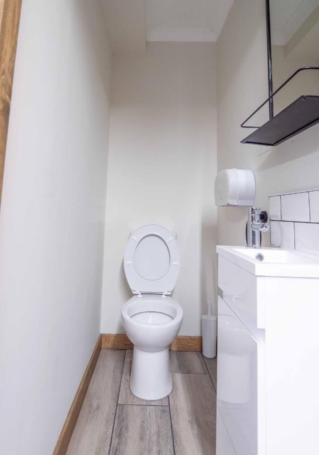 Ben Nevis Inn Rooms Форт Уилям Екстериор снимка