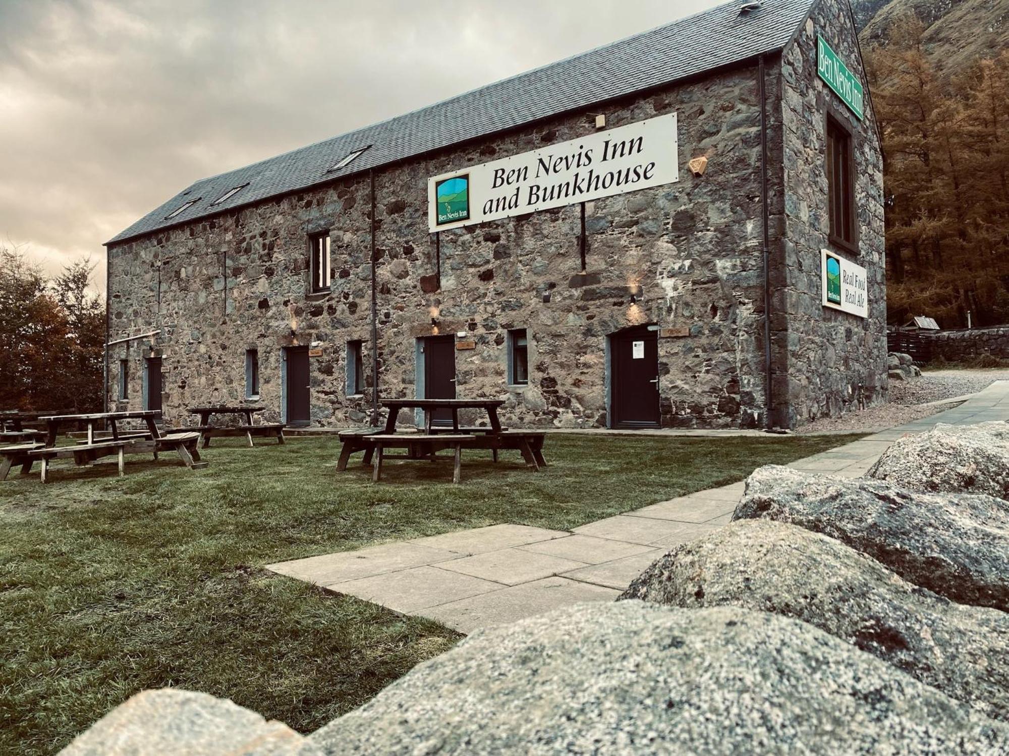 Ben Nevis Inn Rooms Форт Уилям Екстериор снимка
