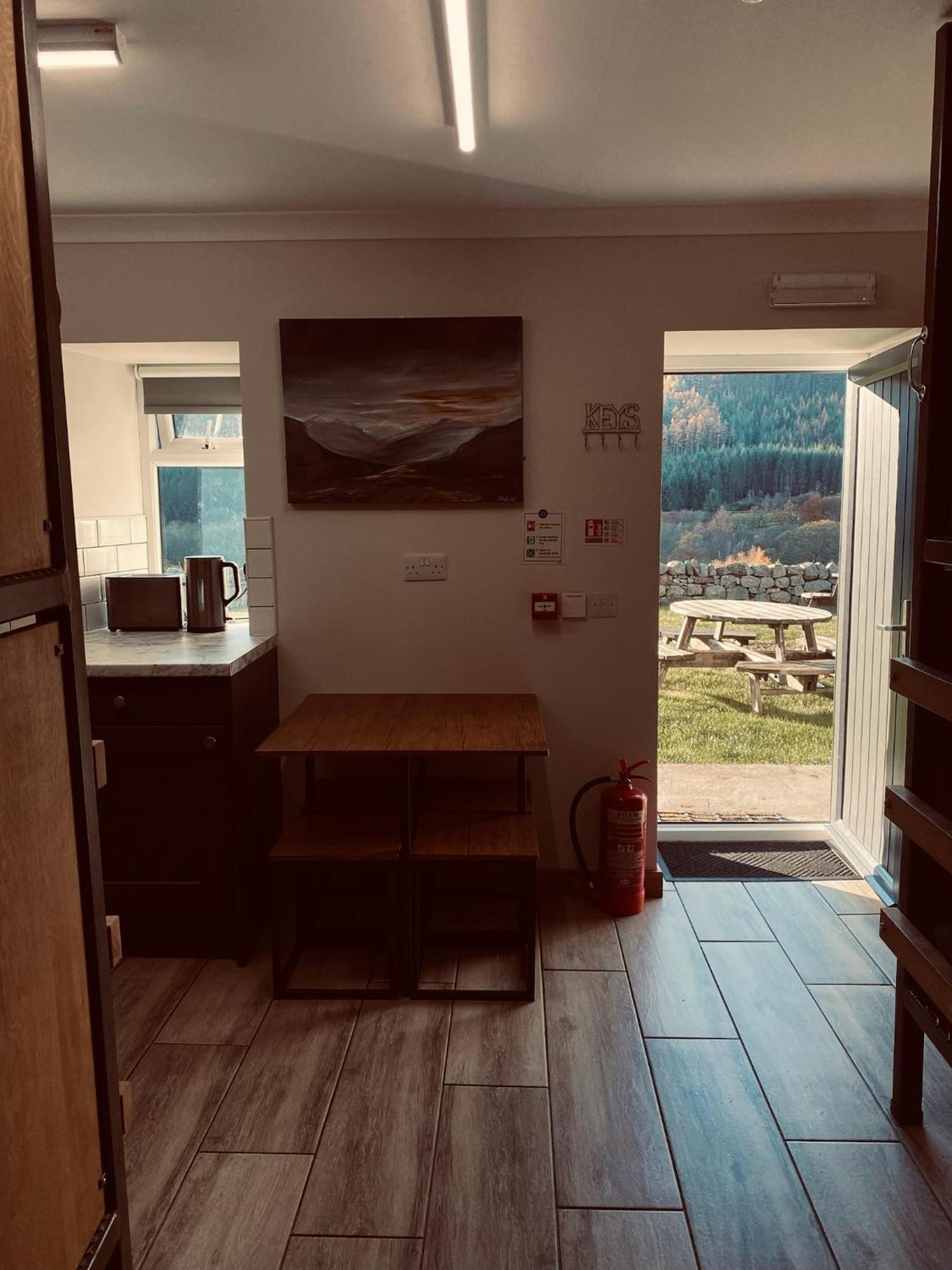 Ben Nevis Inn Rooms Форт Уилям Екстериор снимка